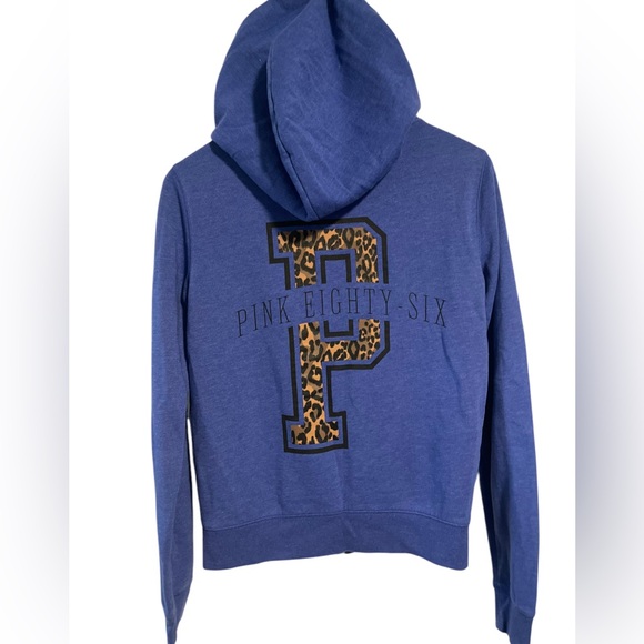 PINK Victoria's Secret Tops - PINK Victoria’s Secret PINK 86 Leopard Print P Blue Hoodie Women’s Size Small